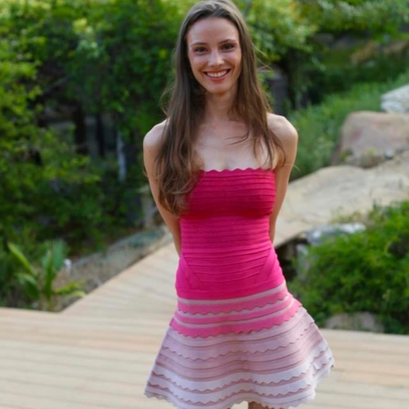 Meet your Posher, Serene Pearl - Picture 1 of 1